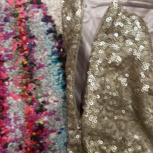 Strapless Gold Sparkle Peplum Top - Picture 13 of 13